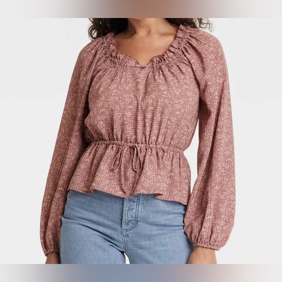 Universal Thread - Women’s Balloon Long Sleeve Blouse - Picture 1 of 5